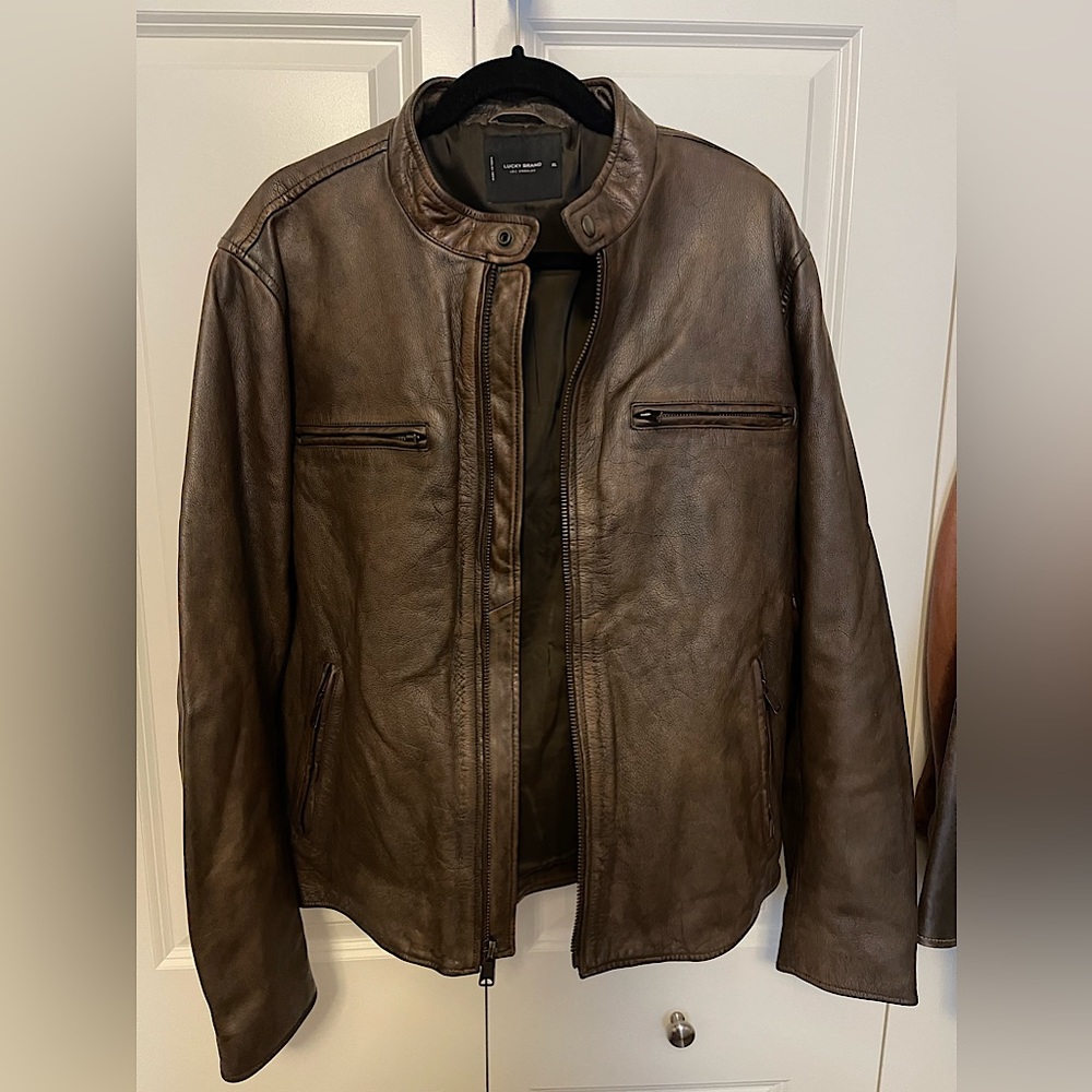Lucky Brand cafe racer brown leather jacket in size xl.